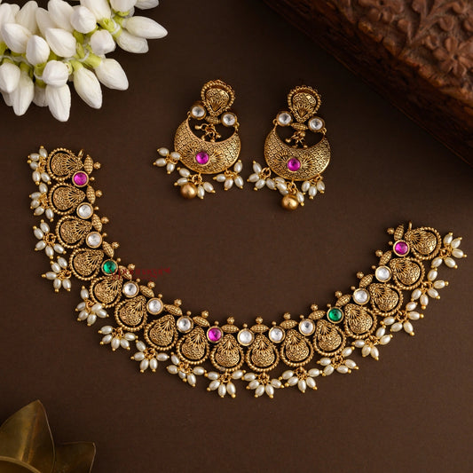 Non Idol Kundan With Rice Pearl Necklace