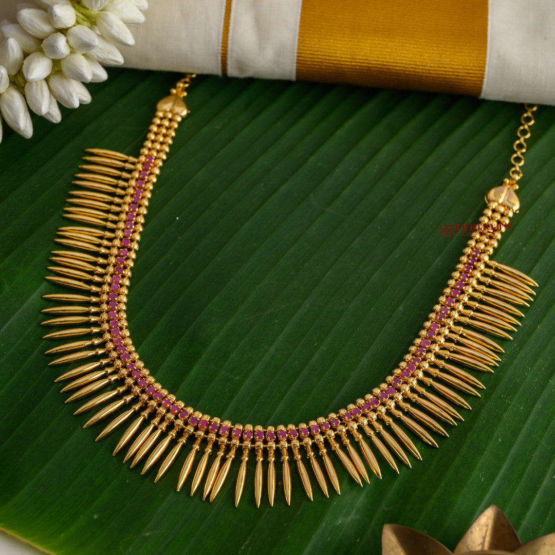 Pink Stone Mulla Mottu Necklace