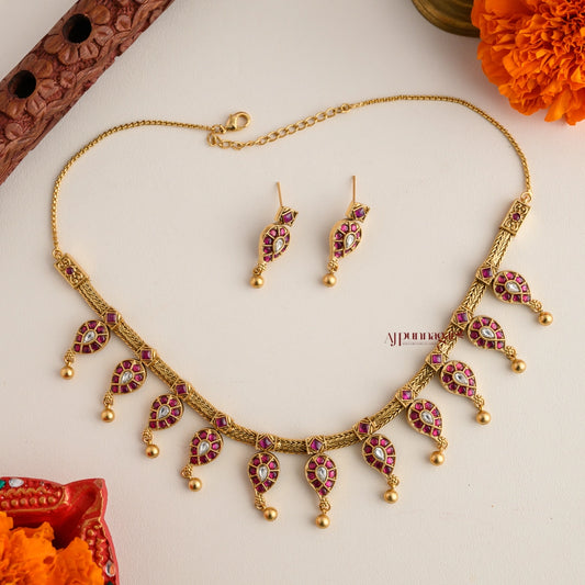 Elegant Mango Kemp Necklace - Ruby