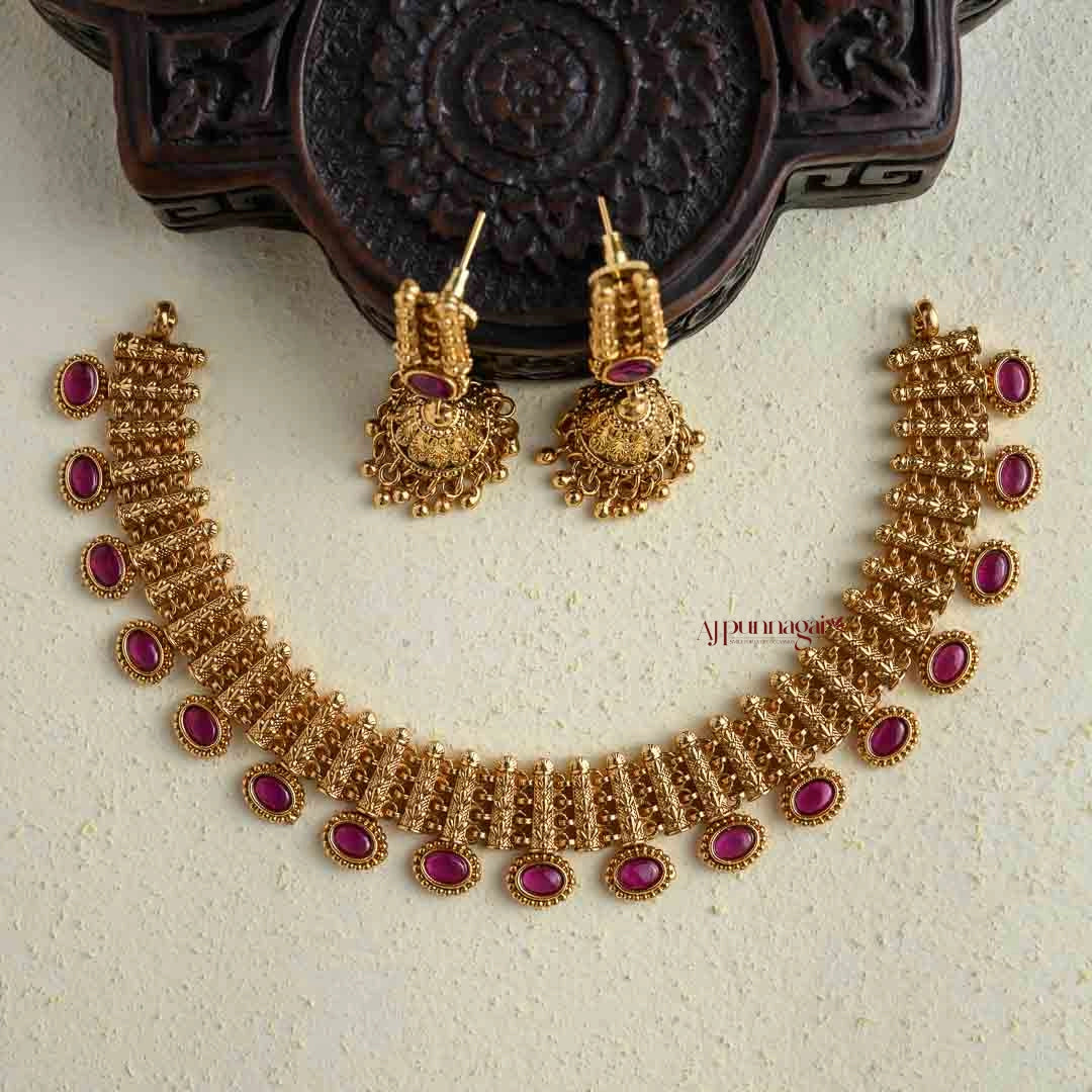 Stylish Kemp Necklace - Ruby