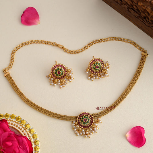 Floral Kemp Matt Necklace