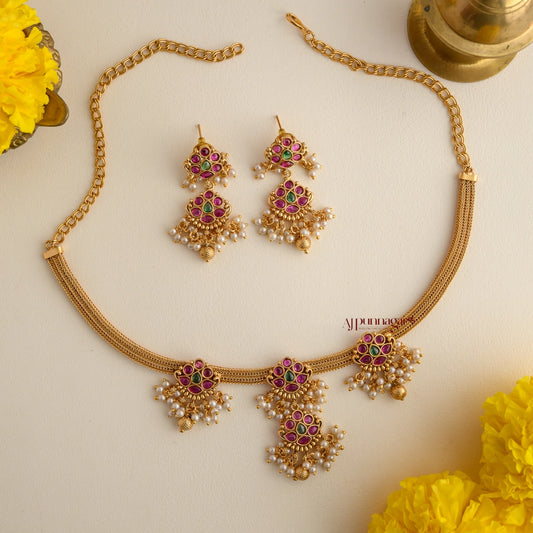 Elegant Kemp Matt Necklace