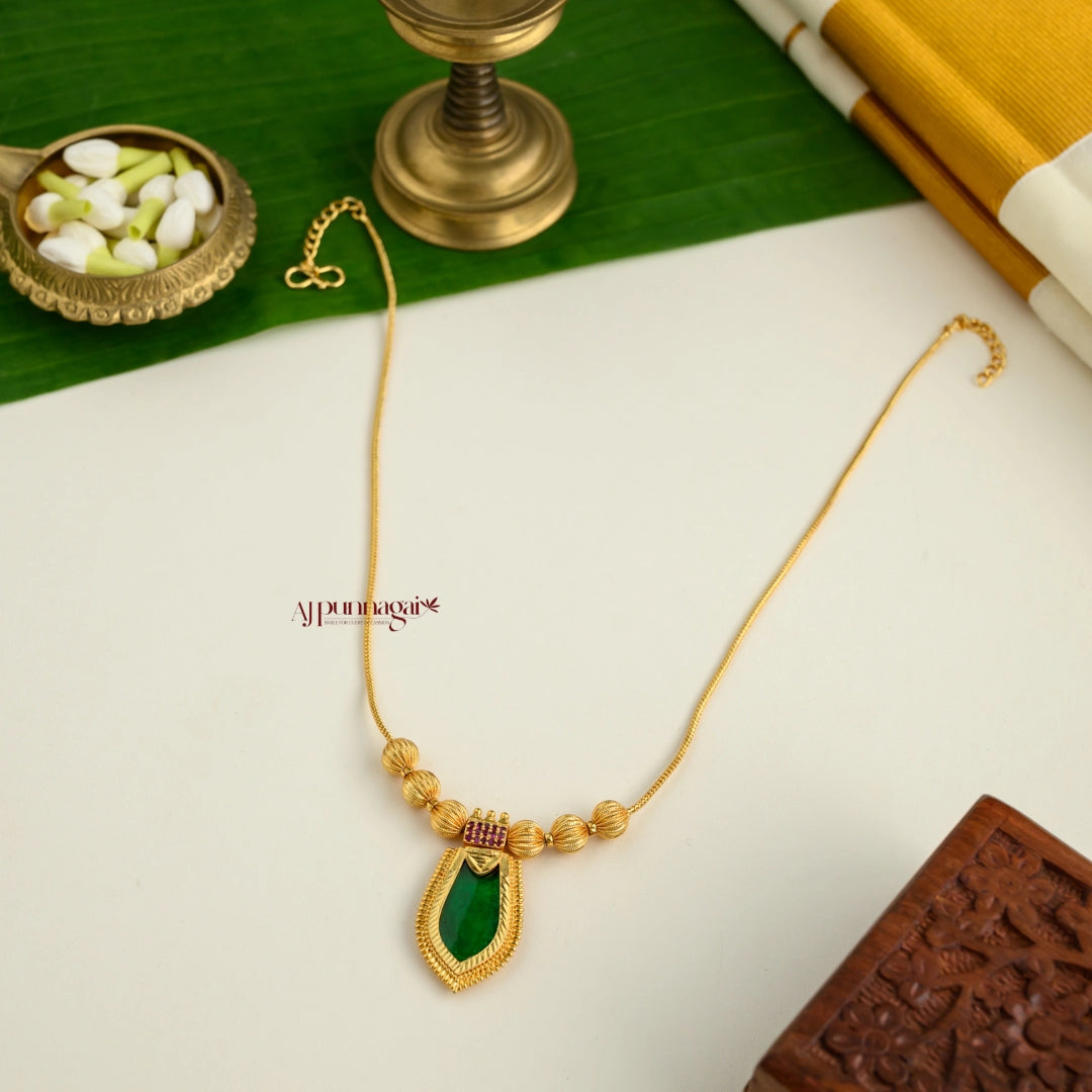 Simple Nagapadam Pendant Chain