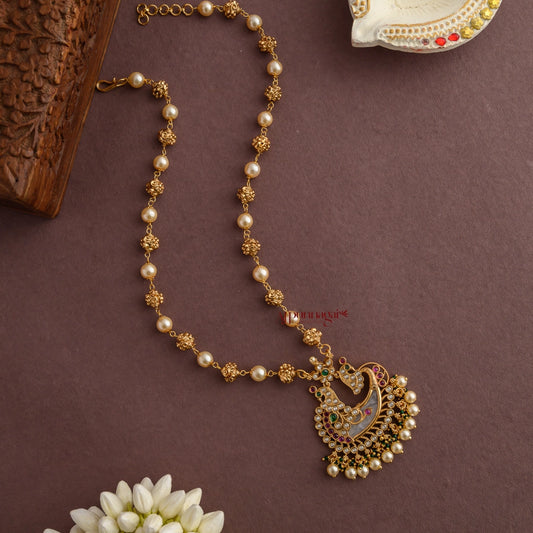 Unqiue Peacock Design Pendant Chain