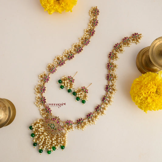 Royal Look Lotus Guttapusalu Mid Haram