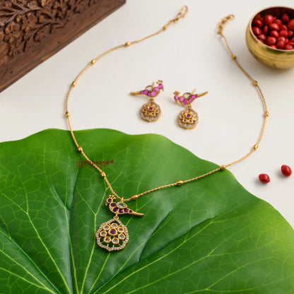 Sleek Peacock Necklace - Ruby
