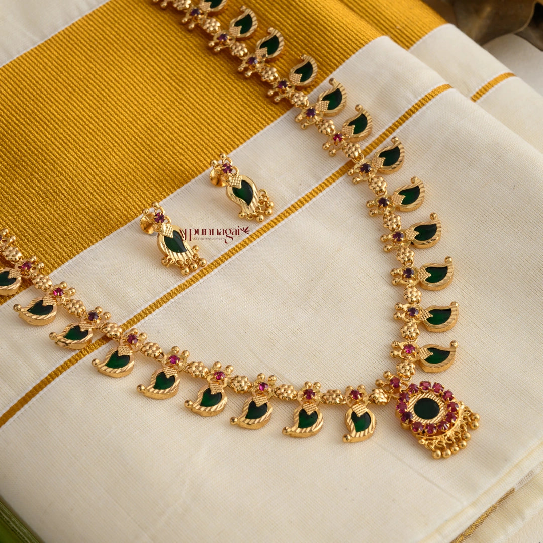 Trendy Mango Necklace