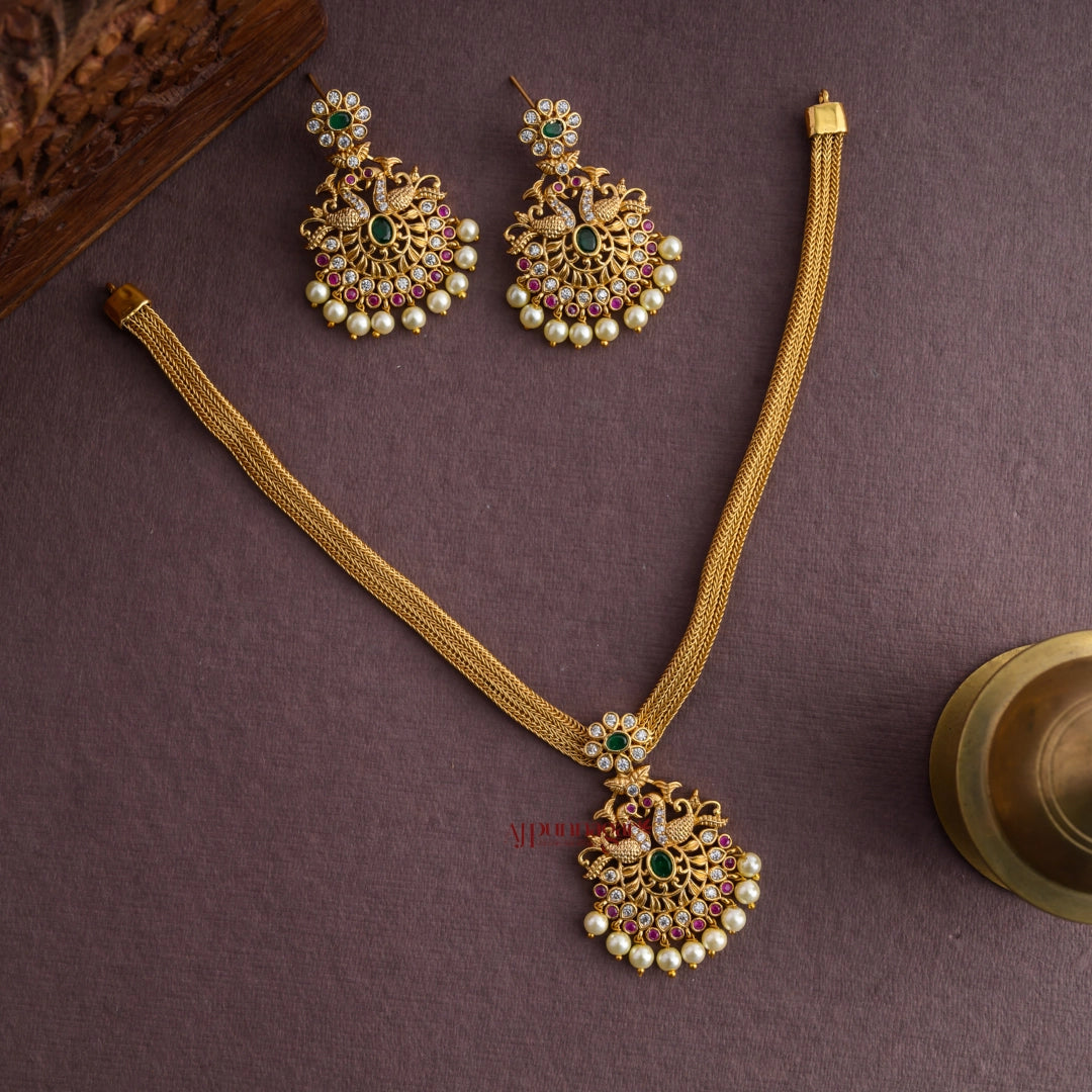 Peacock Matt Short Necklace