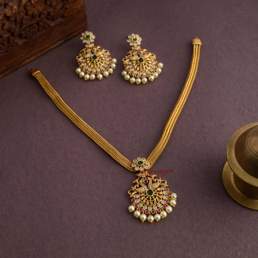 Peacock Matt Short Necklace