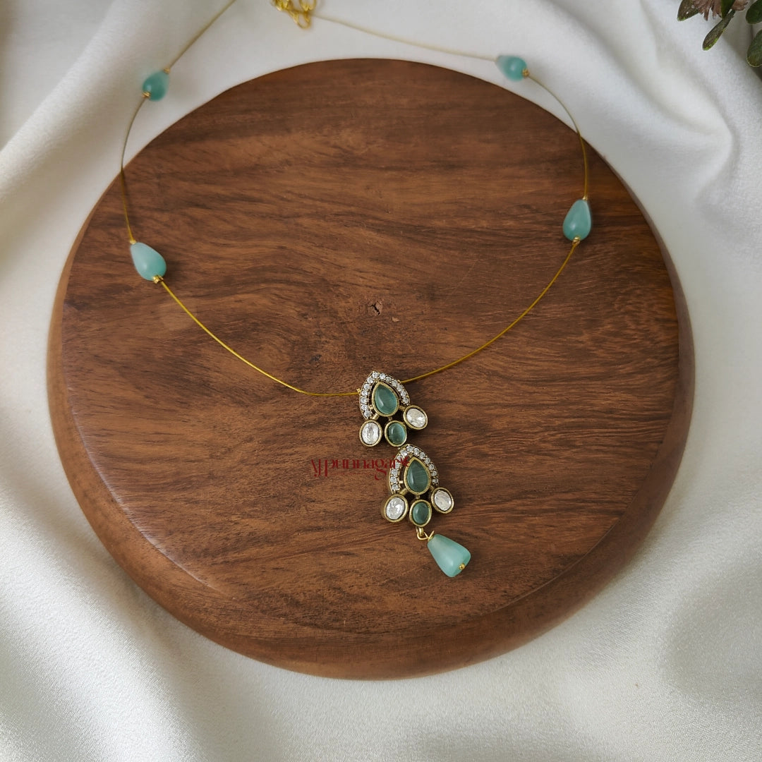 Drop Victorian Invisible Necklace - Pastel Green