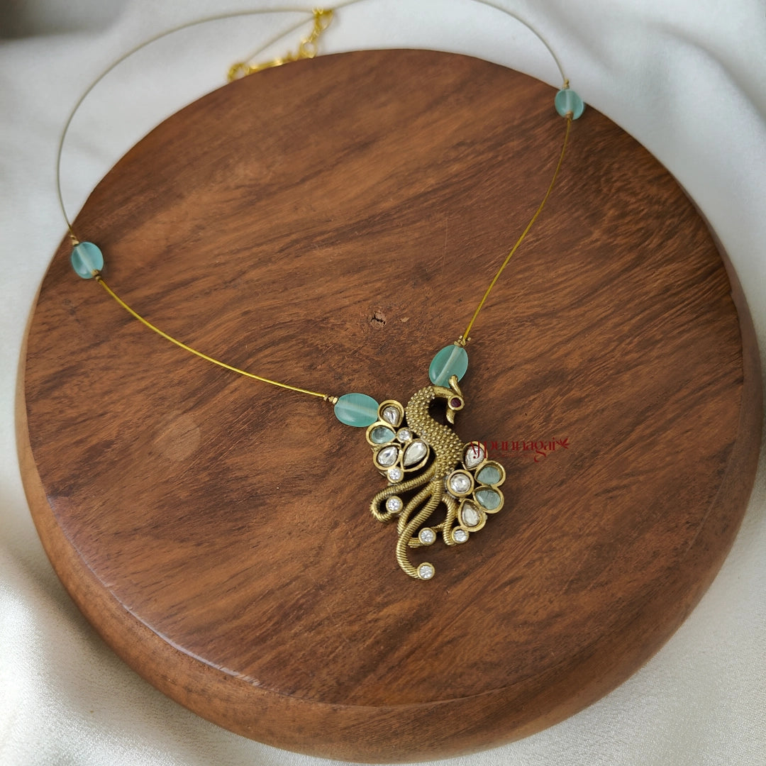 Right Peacock Victorian Invisible Necklace - Pastel Green