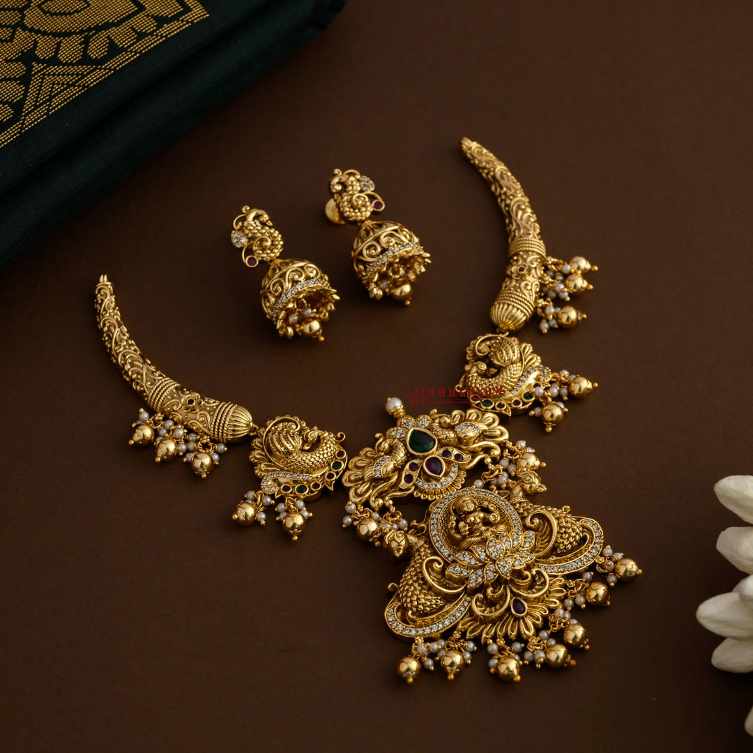 Nakshi Lakshmi With Peacock Kanthi Necklace