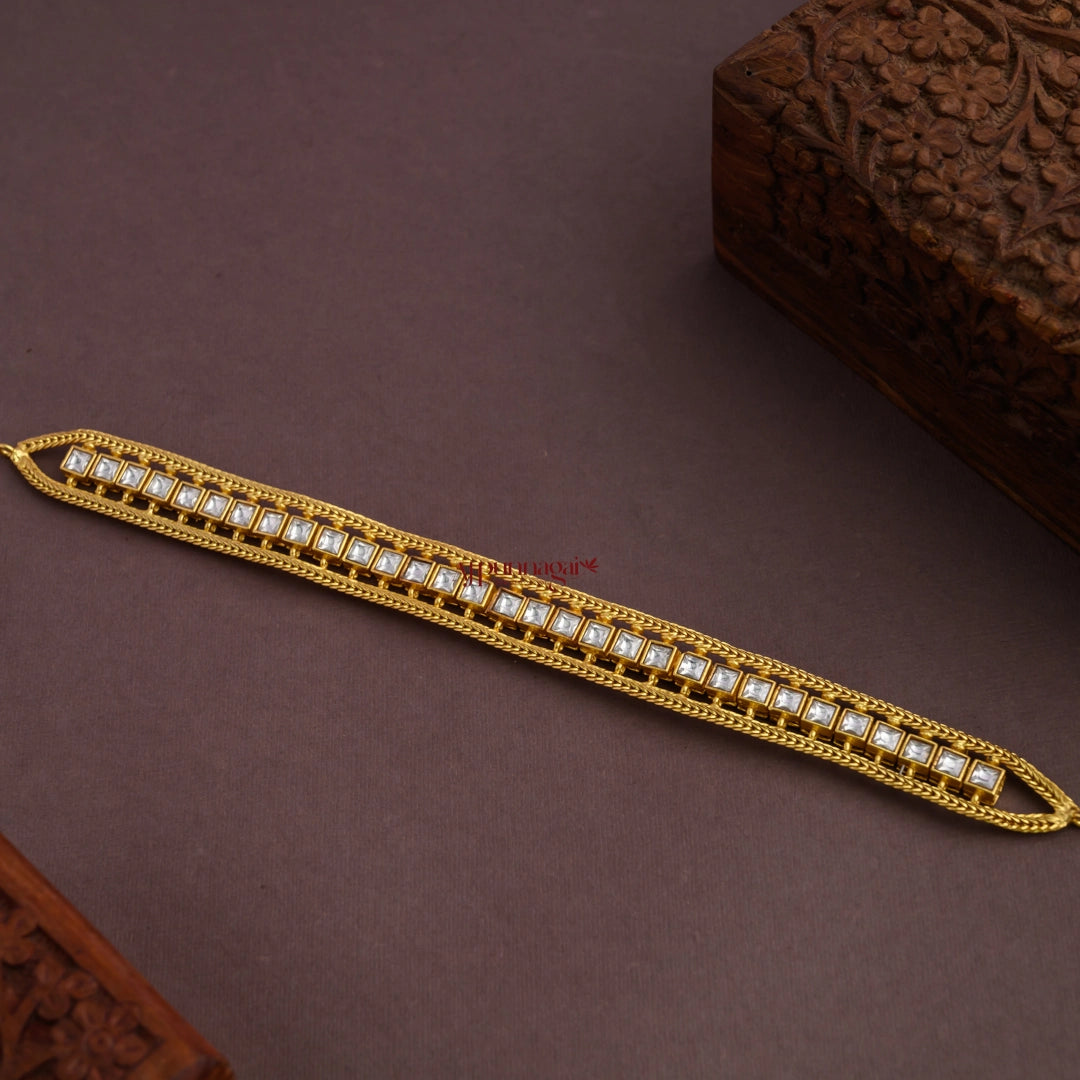 Unique Kundan Jadau High Neck Choker