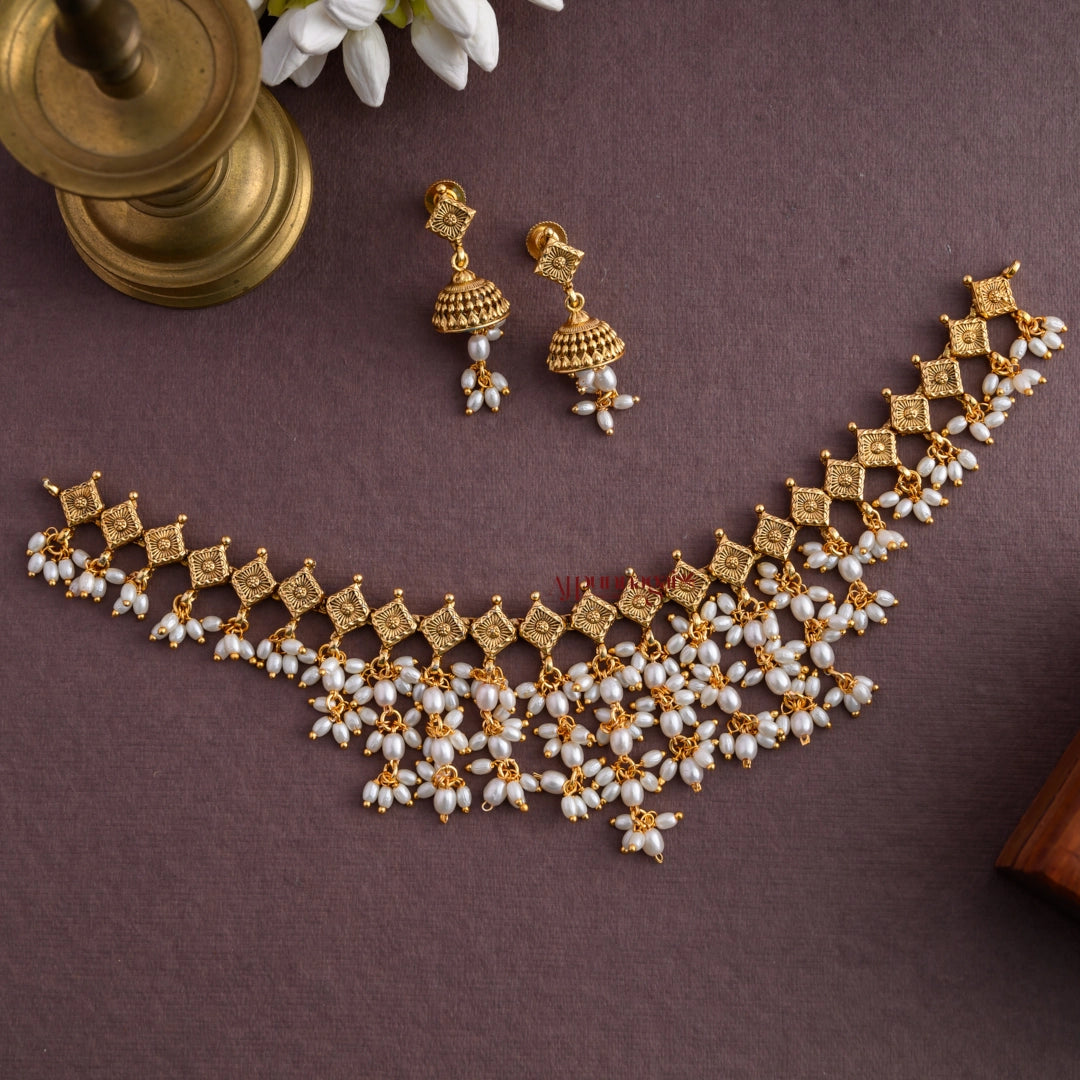 Dazzling Floral Rice Pearl Necklace 