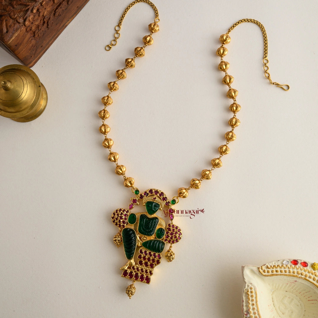 Goddess Umaiyal With Carved Garnet Stone Pendant Chain