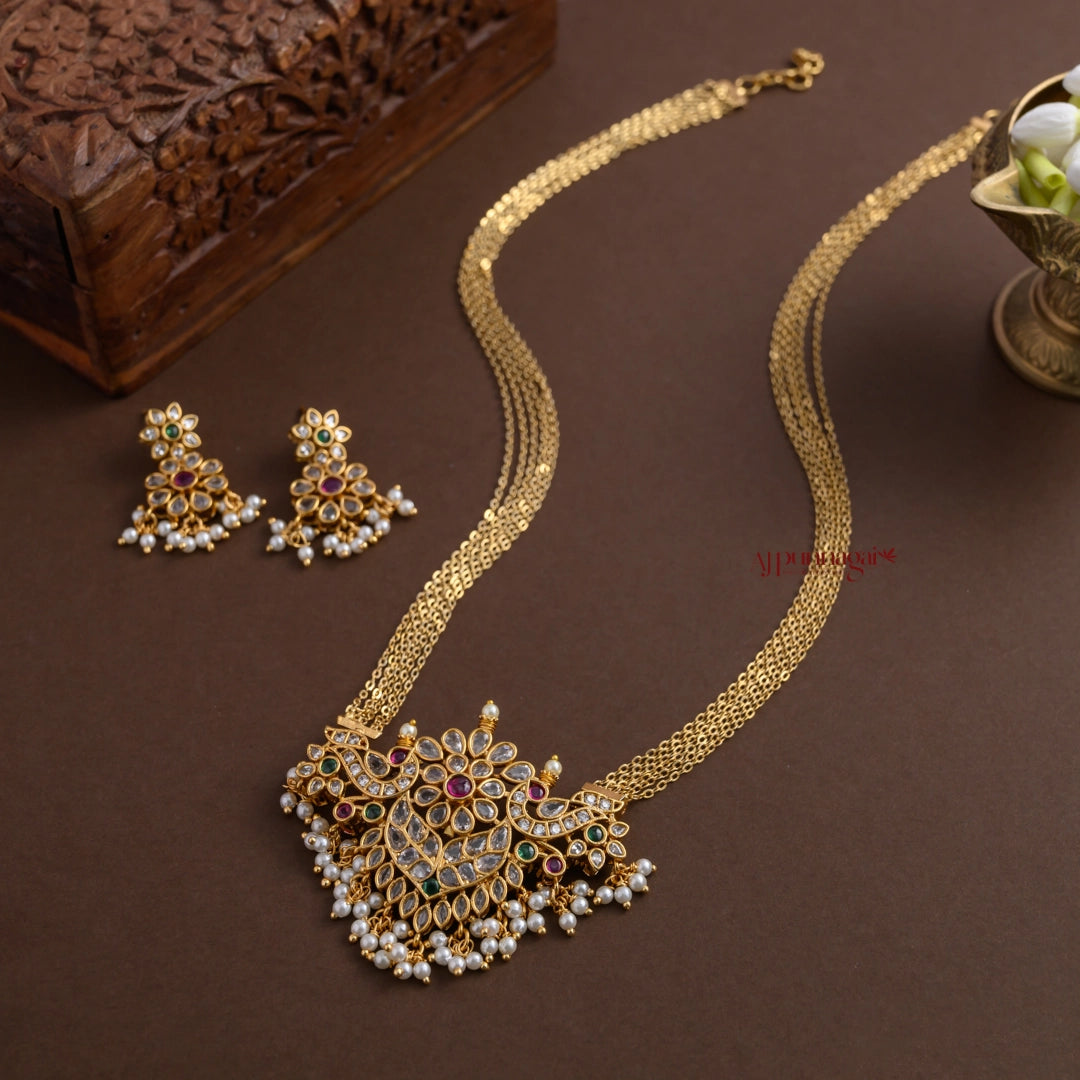 Dazzling AD Peacock Haram