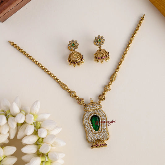 Stylish Matt AD Necklace - Green