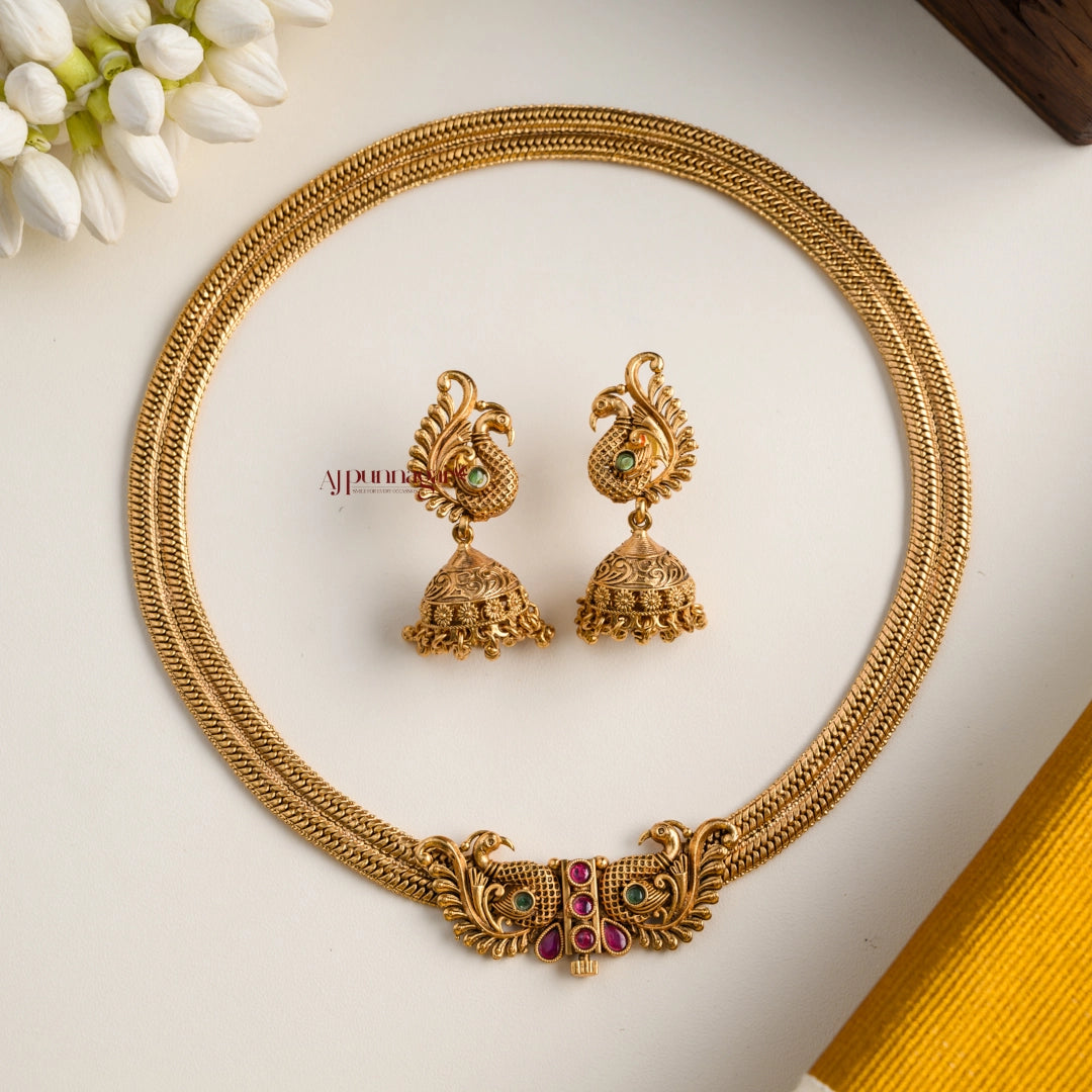 Gold Look Alike Peacock Openable Screw Type Hasli Necklace