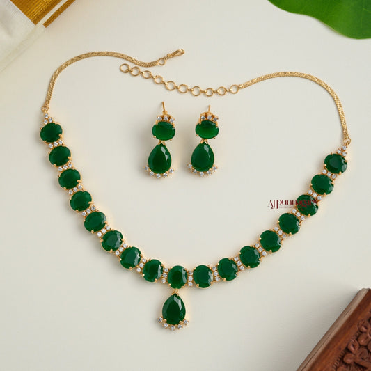 Sparkling AD Necklace - Green