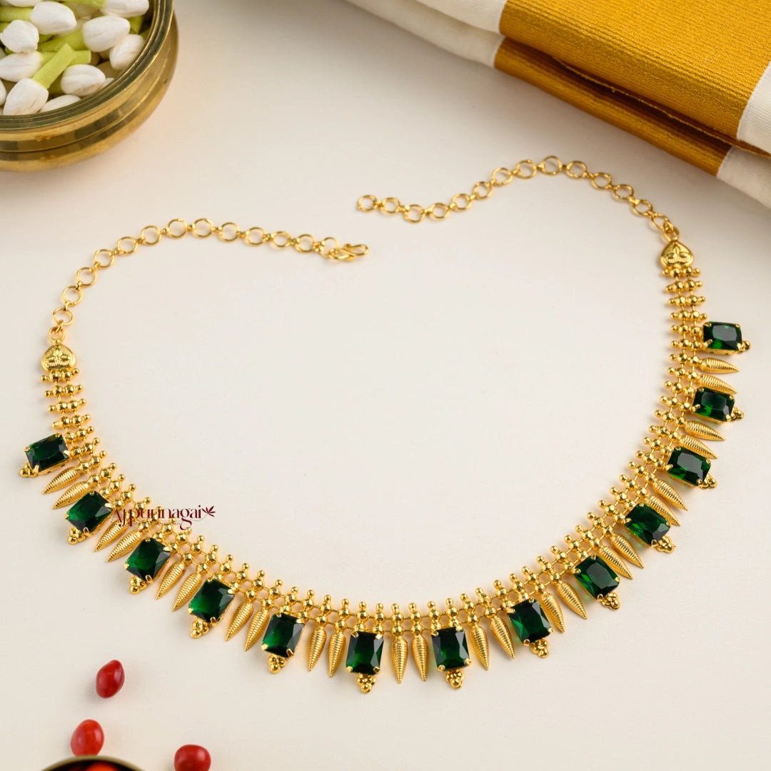 Kerala Style Spike With Green Sufi Necklace