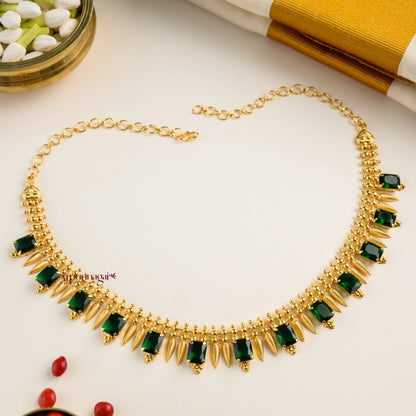 Kerala Style Spike With Green Sufi Necklace