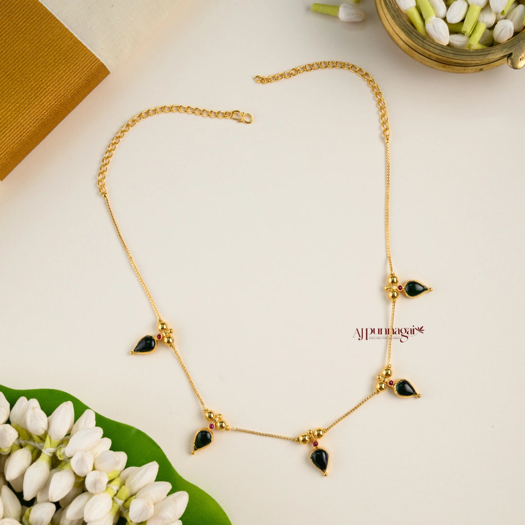 Minimalist Green Drop Palakka Necklace