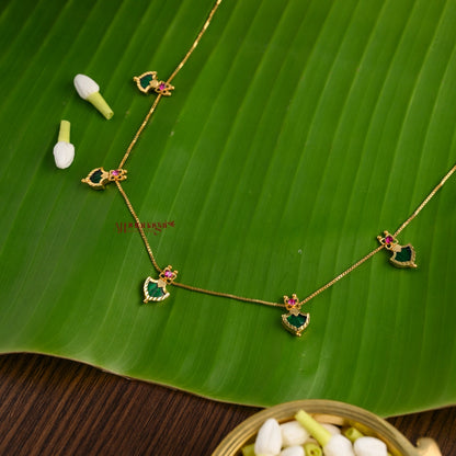Minimalist Green Palakka Necklace