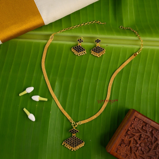 Cute Gold Finish Small Pathakam Necklace - Black