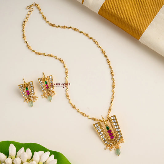 Gold Look Alike Namam Kundan Jadau Pendant Chain