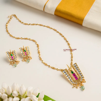 Gold Look Alike Namam Kundan Jadau Pendant Chain