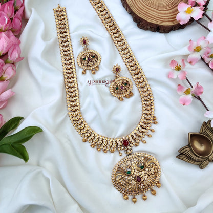 Top notch designed Haram with Peacock Motif