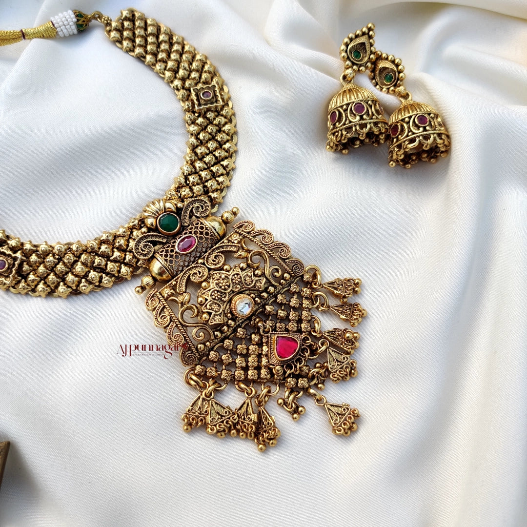 Intricately crafted Non Idol Antique finish Necklace