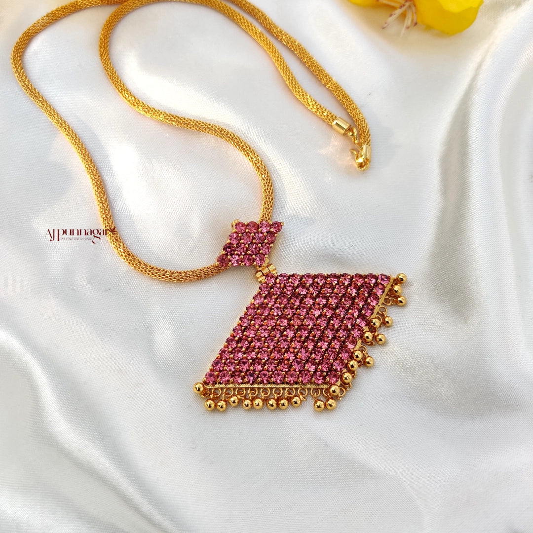 Stylish and Attractive Pathakam Pendant Chain - babypink