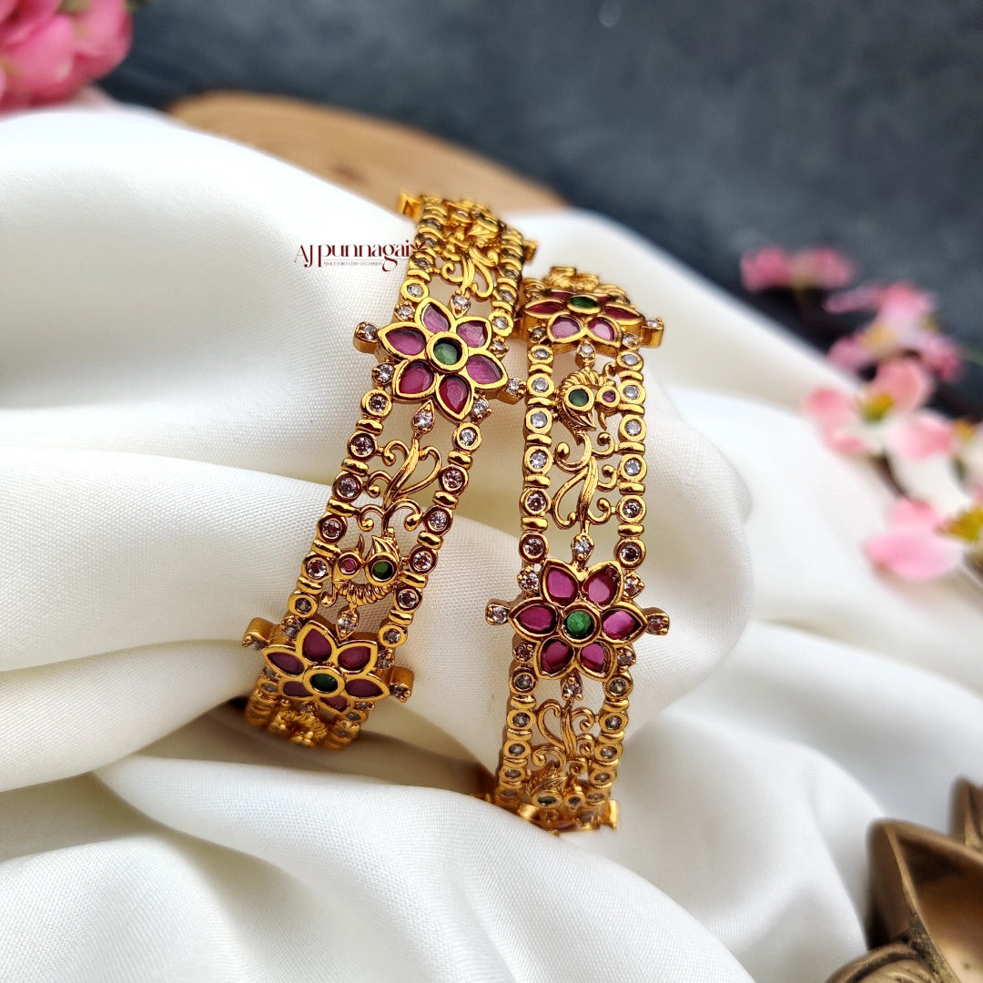 Peacock Bangle with Kemp and AD Stone