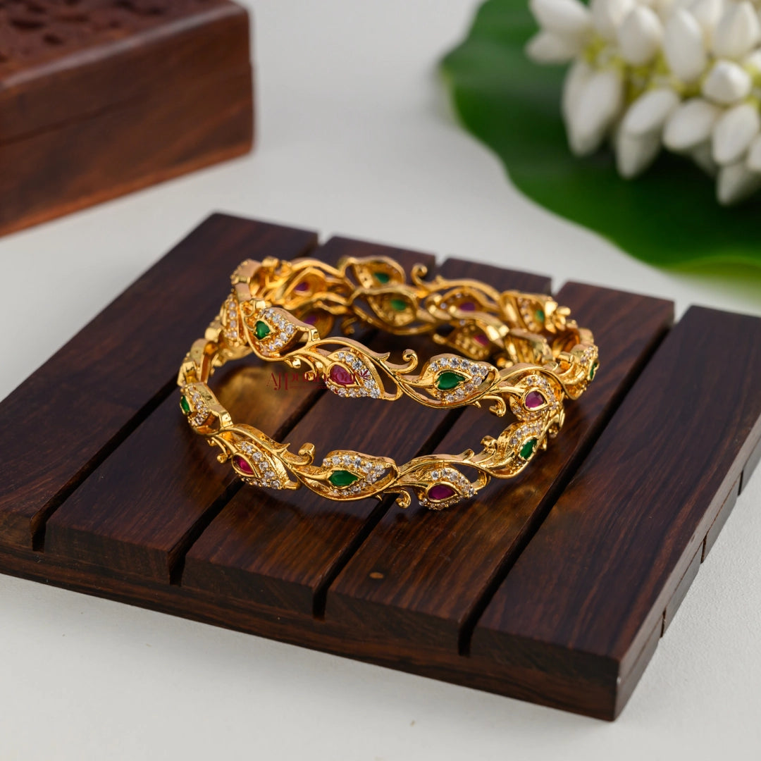 Leafy AD Stone Bangle