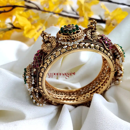 Hasini Kada Bangle