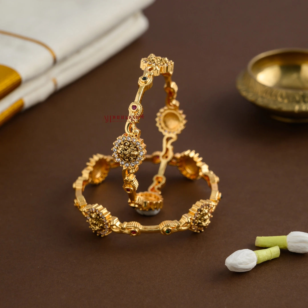 Lakshmi With AD and Kemp Bangle