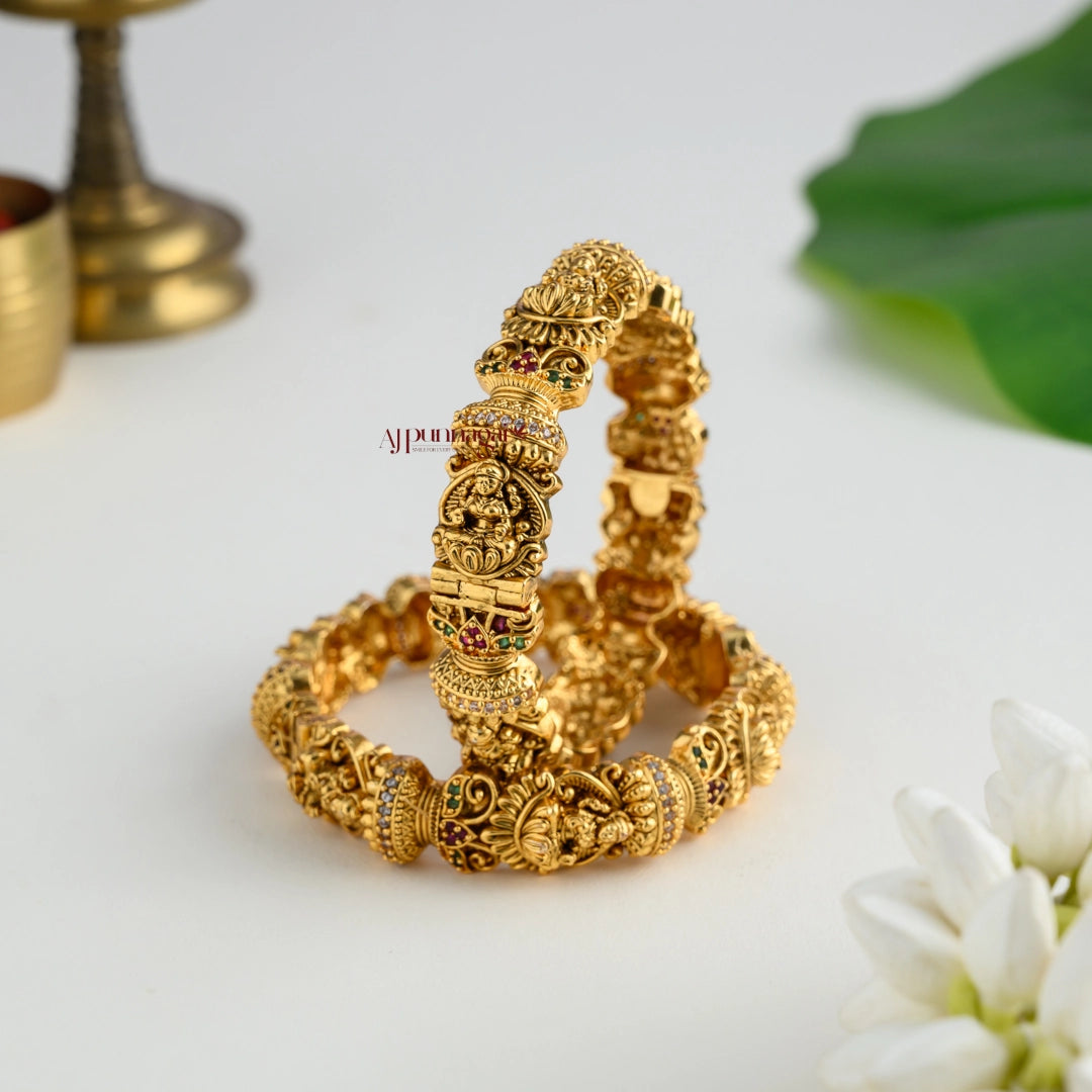 Royal Look Nakshi Lakshmi Openable Bangle