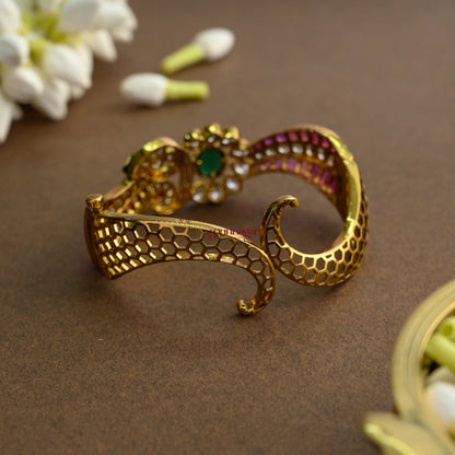 Kemp Peacock Openable Bracelet