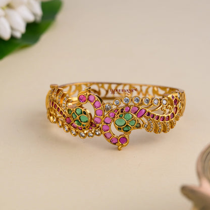 Dual Peacock Openable Screw Type Bracelet - Piece