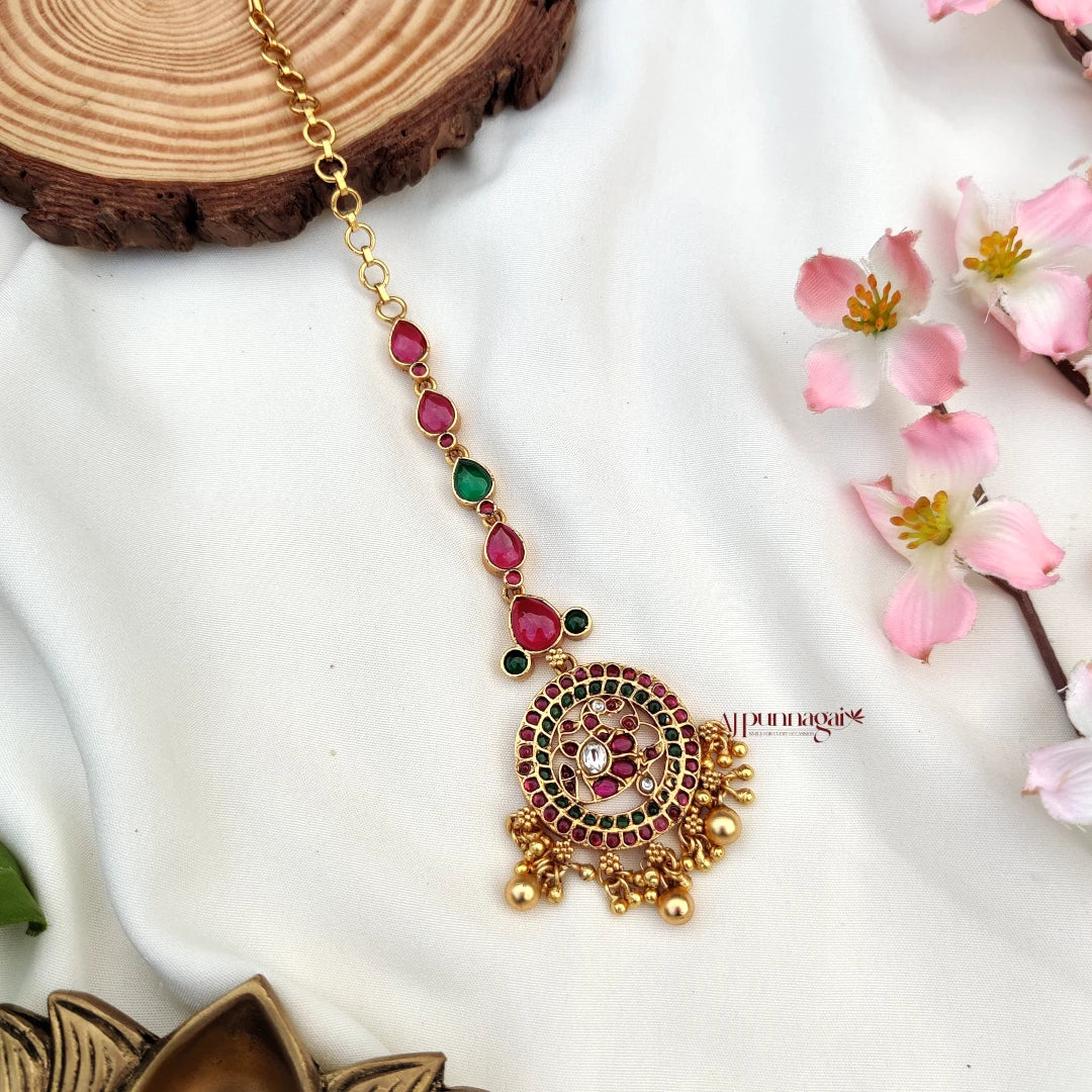 Dazzling design Kemp stone Maang Tikka with Gold beads - Multi