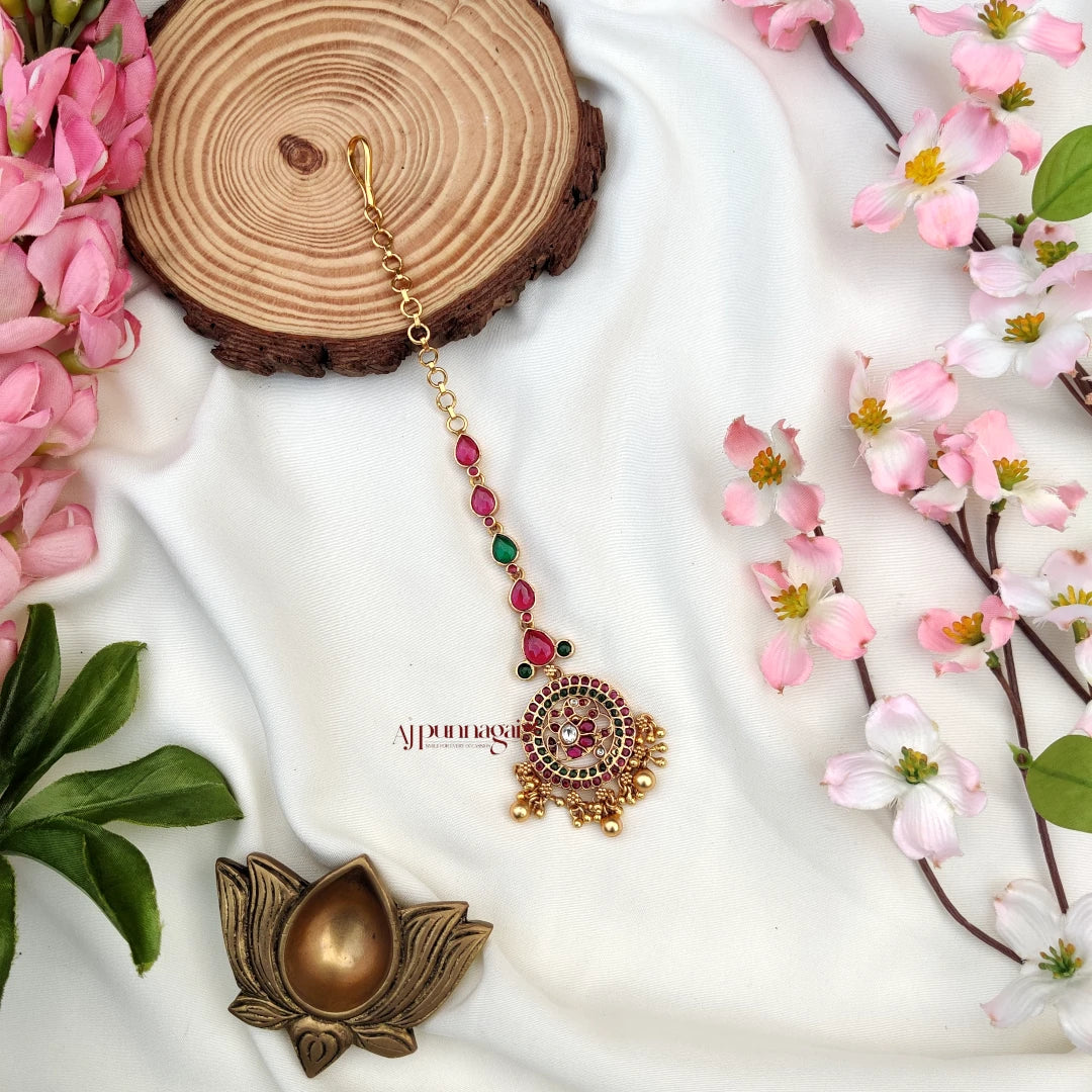 Dazzling design Kemp stone Maang Tikka with Gold beads - Multi