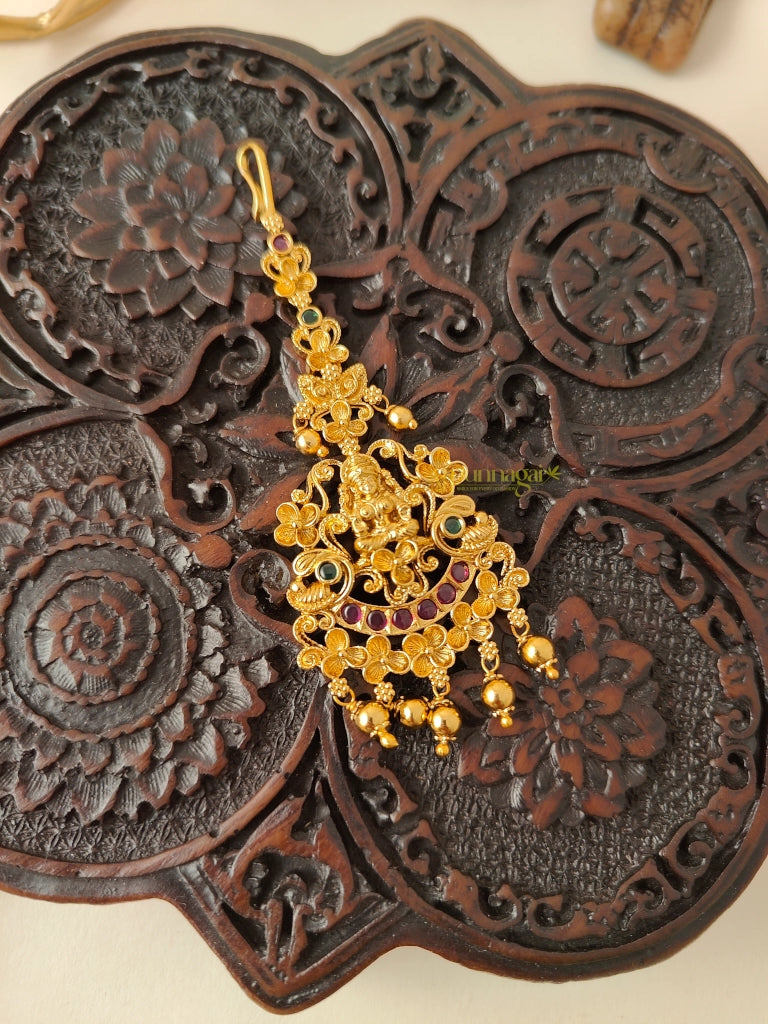 Minimalist Gold Bead With Lakshmi Chutti