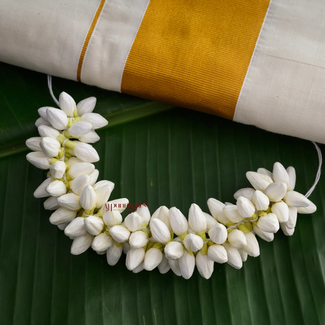 Realistic Jasmine Look Hand Strung String - Big Buds – AJ Punnagai