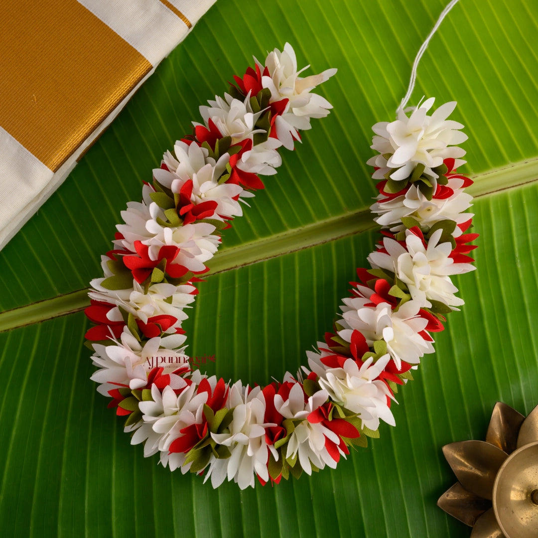 Reusable 16 Inches Pichi Poo Flower String - Red Kadambam – AJ Punnagai