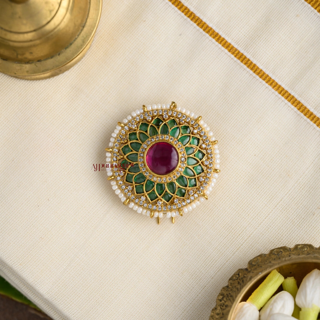 Classy Kemp Bridal Jadai Billai - Green with Ruby