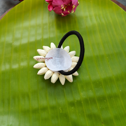 Realistic Reusable Jasmine Look Alike Kemp Rubber Band