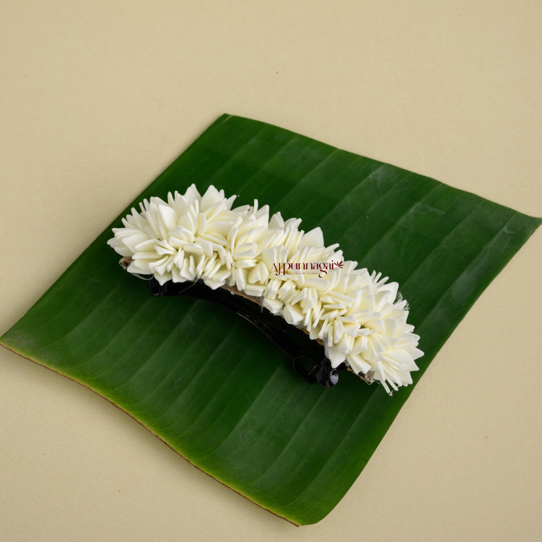 Realistic Look Pichi Poo Foamiran Centre Clip