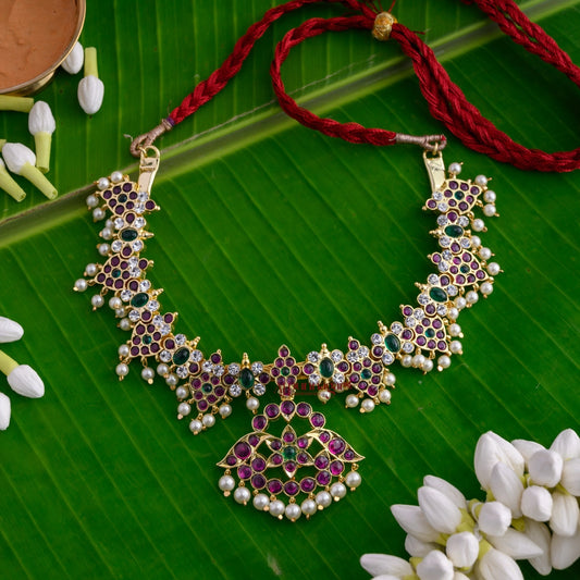 Elegant Precious Kemp Necklace