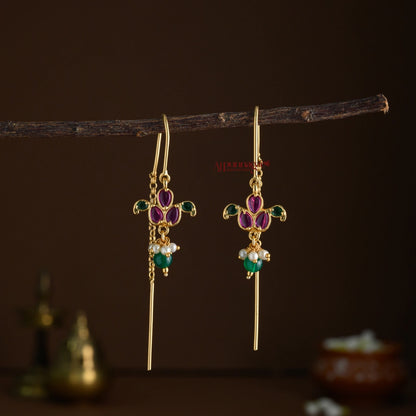 Sleek Kemp Sui Dhaga Earring - Ruby With Green